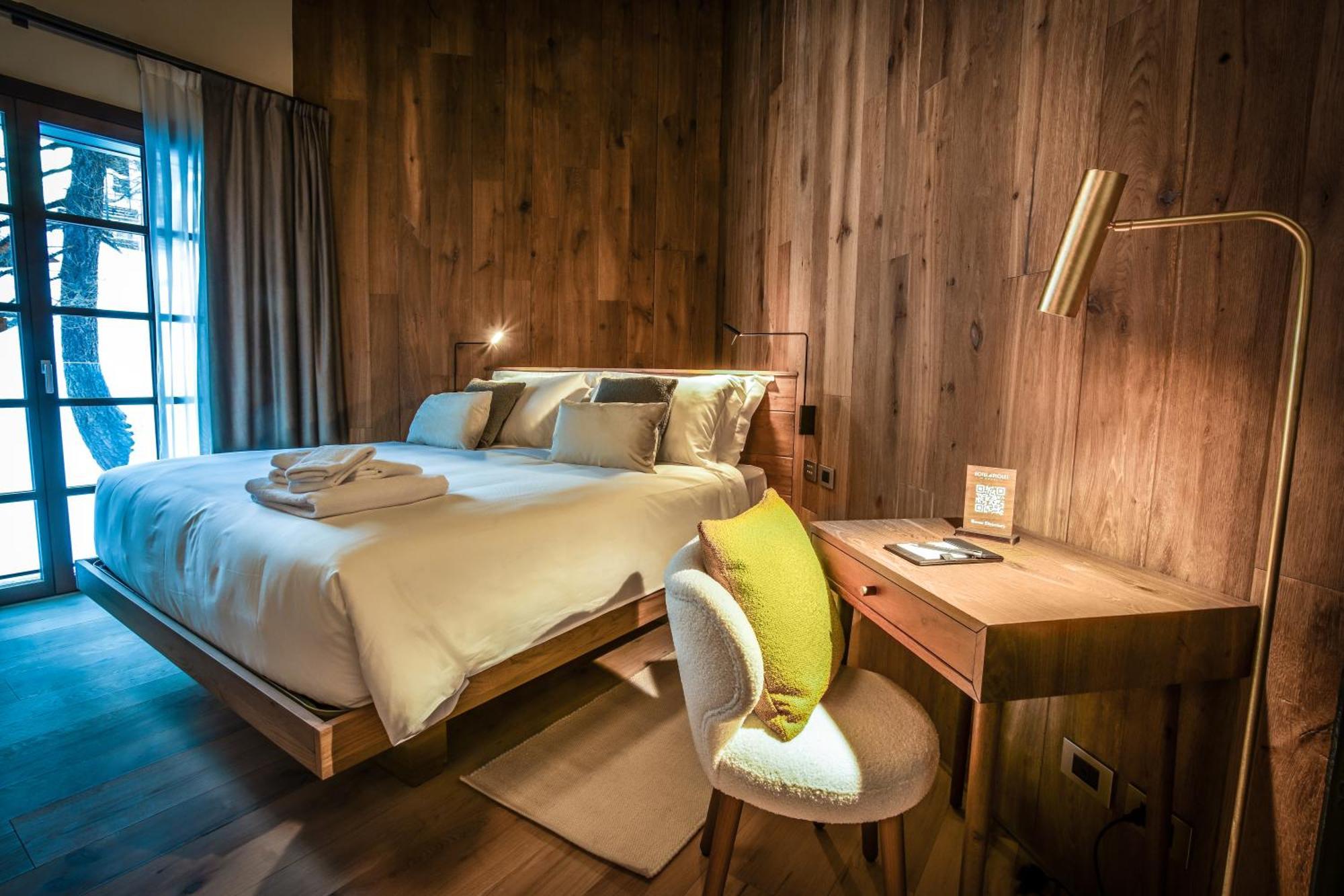 Hotel Al Piolet Breuil-Cervinia Bagian luar foto