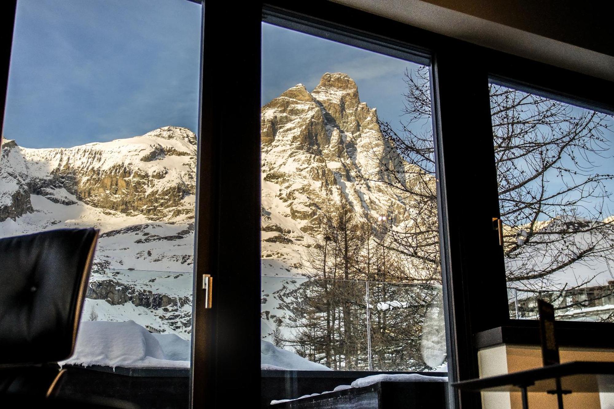 Hotel Al Piolet Breuil-Cervinia Bagian luar foto