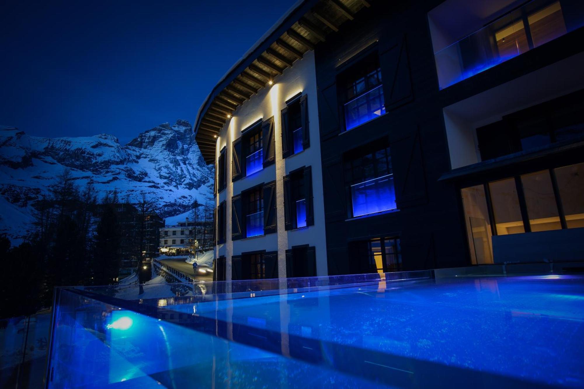 Hotel Al Piolet Breuil-Cervinia Bagian luar foto